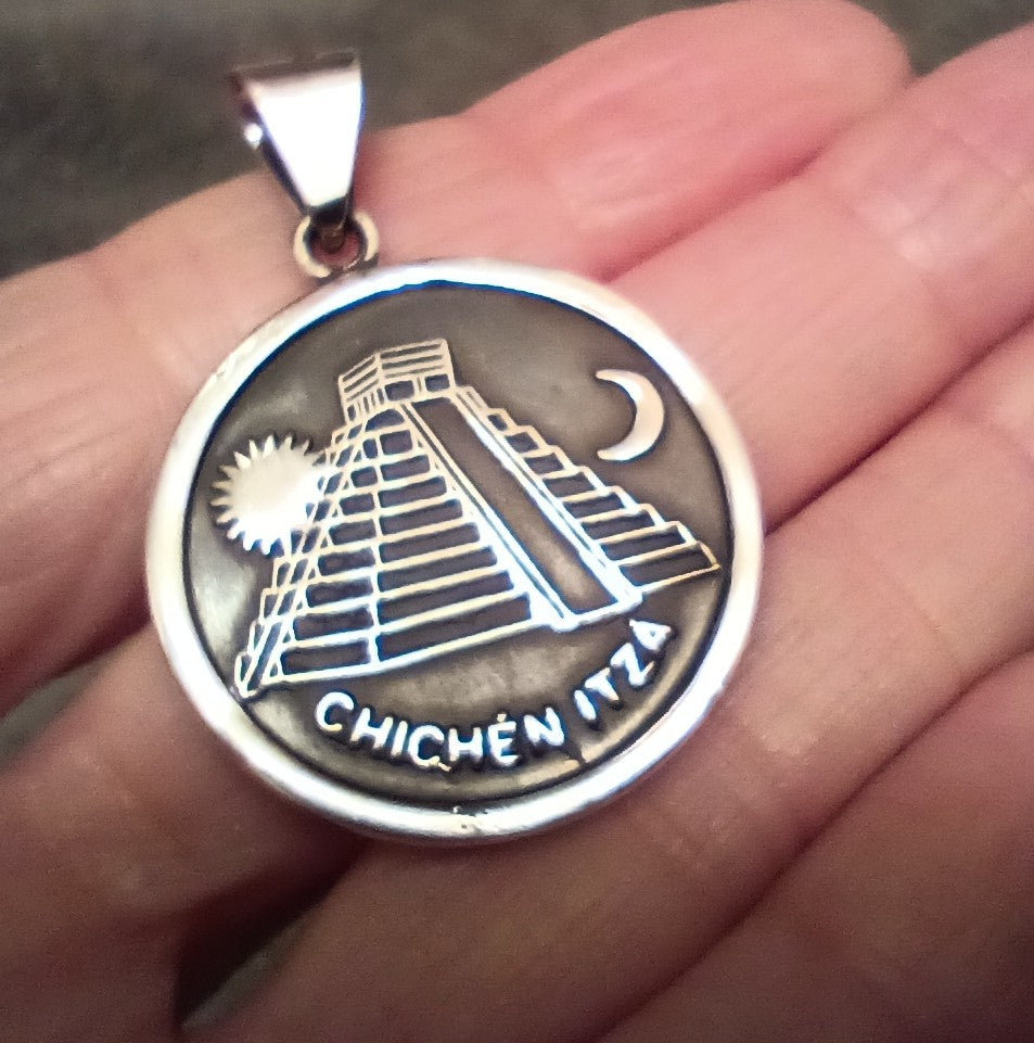 925 Silver Aztec calendar pendant necklace Taxco Mexico CH743