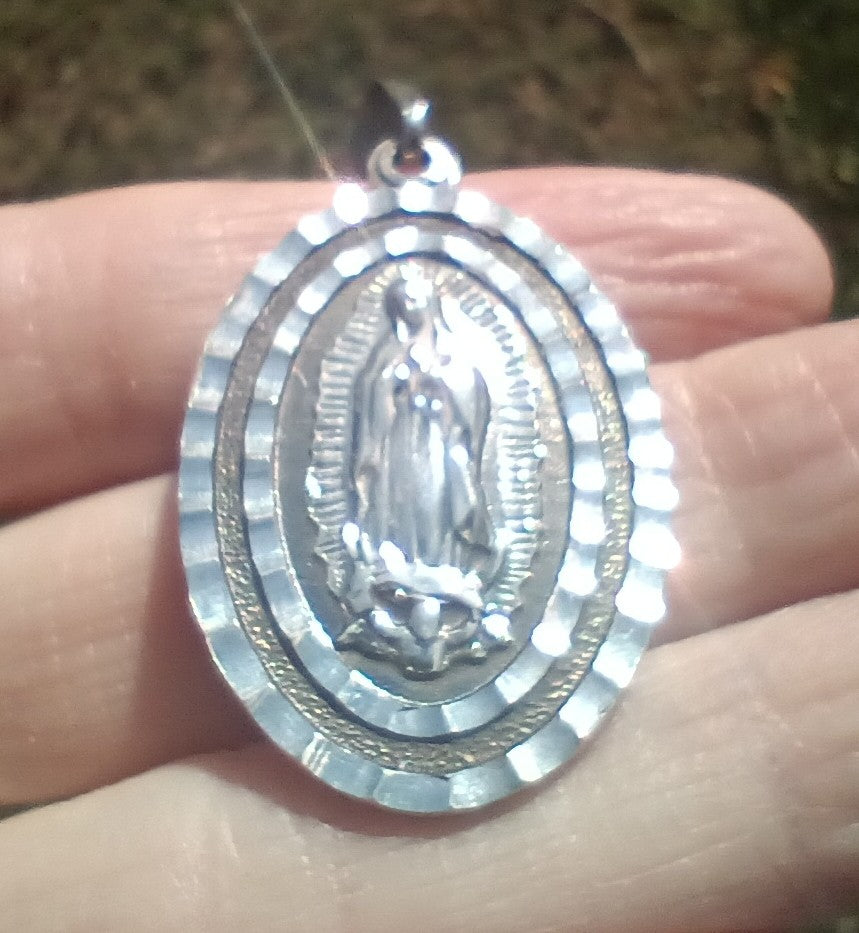 Saint Guadalupe Mary 925 Silver pendant Taxco Mexico CH77