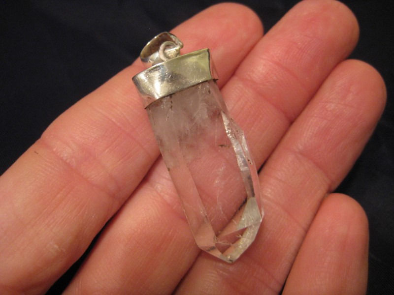 925 Silver rough Quartz mineral stone Pendant Nepal  Jewlery art A27