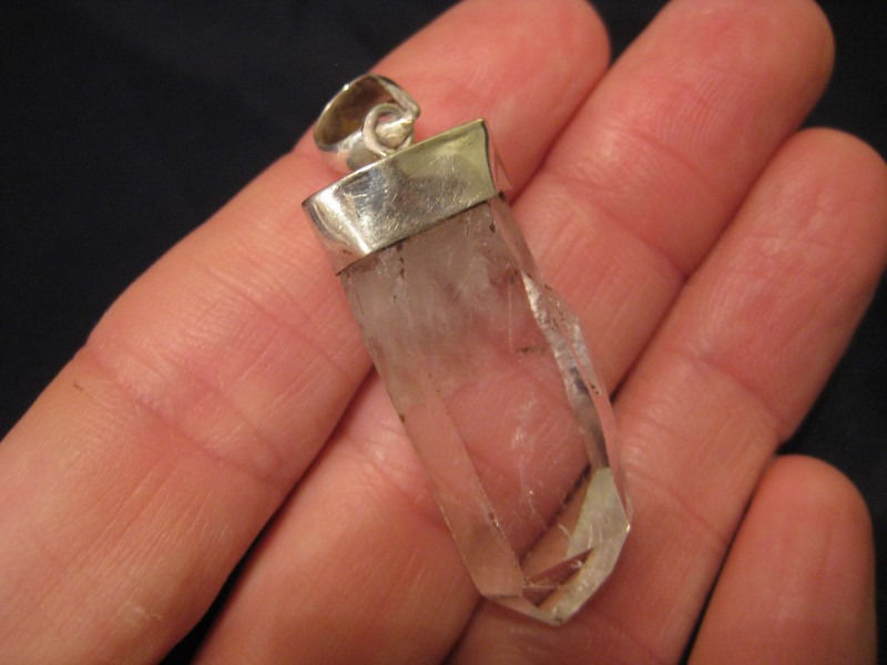 925 Silver rough Quartz mineral stone Pendant Nepal  Jewlery art A27