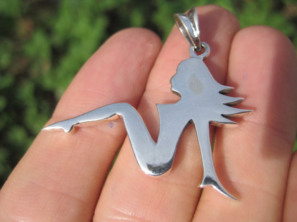 925 Sterling Silver Beautiful Naked Nude Lady Pendant Necklace A12