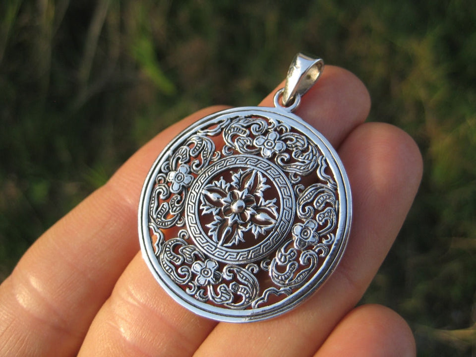 925 Silver Viswa Vajra Mandala Buddha Buddhist Pendant Necklace