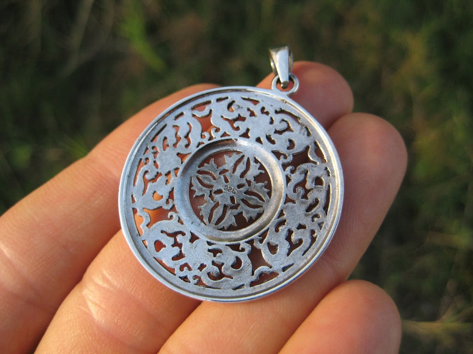 925 Silver Viswa Vajra Mandala Buddha Buddhist Pendant Necklace