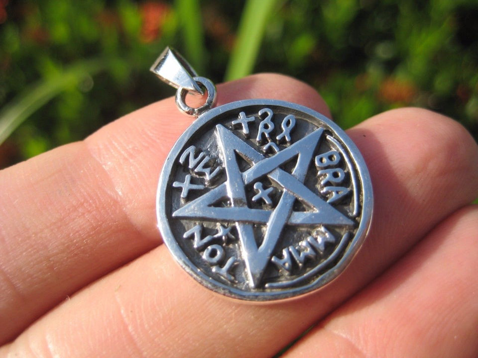 925 Sterling Silver Wicca Pentagram Pendant Necklace A42