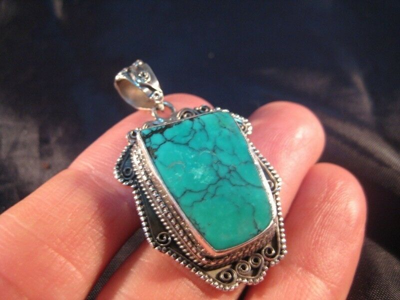 925 Silver Tibetan Turquoise stone crystal Pendant   N3566