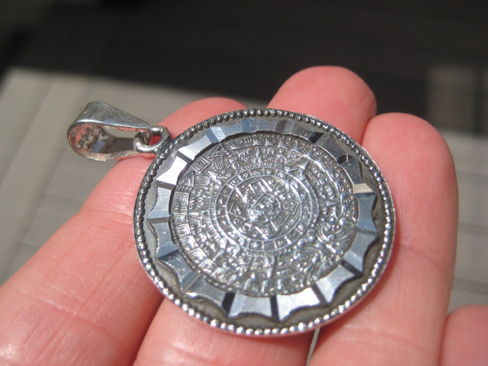 950 Silver Mayan Aztec Calendar Quetzalcoatl Pendant Necklace Mexico 950 A2998