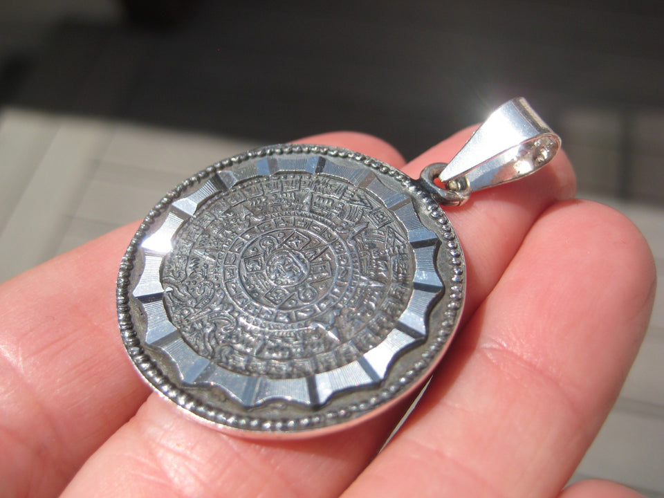 950 Silver Mayan Aztec Calendar Quetzalcoatl Pendant Necklace Mexico 950 A2998