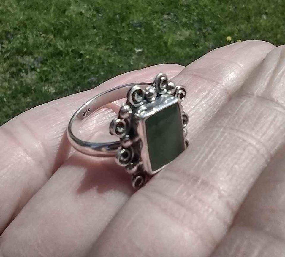 925 Silver Green Agate Ring Taxco Mexico Size 8 adjustable ch552