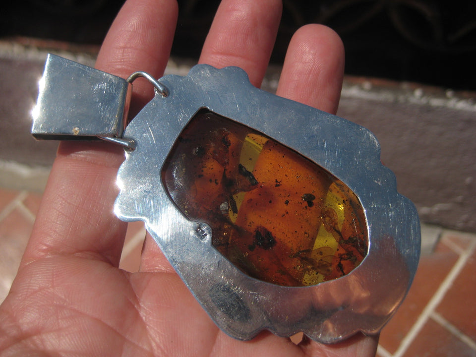 925 Silver Natural Chiapas Amber Australian Opal insect four flying ants A26433