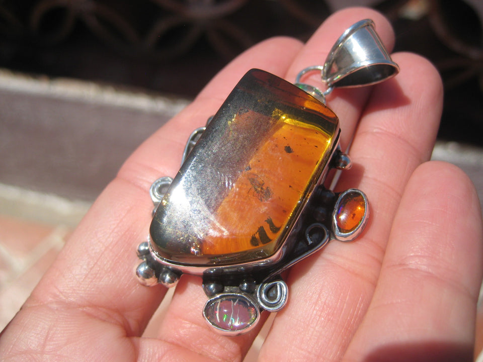 Natural Amber Opal Pendant Necklace Taxco Mexico Spyder Insect arachnid N4866