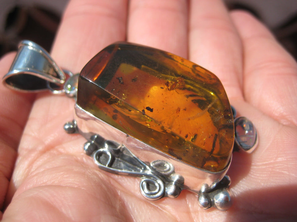Natural Amber Opal Pendant Necklace Taxco Mexico Spyder Insect arachnid N4866