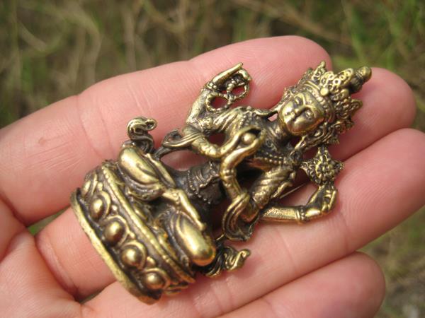 Avalokiteshvara Bodhisattva Buddhist Deity Statue