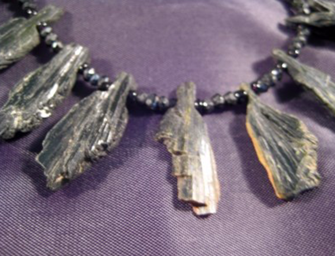 925 Silver Green Tourmaline chunk necklace Afghanistan AN276