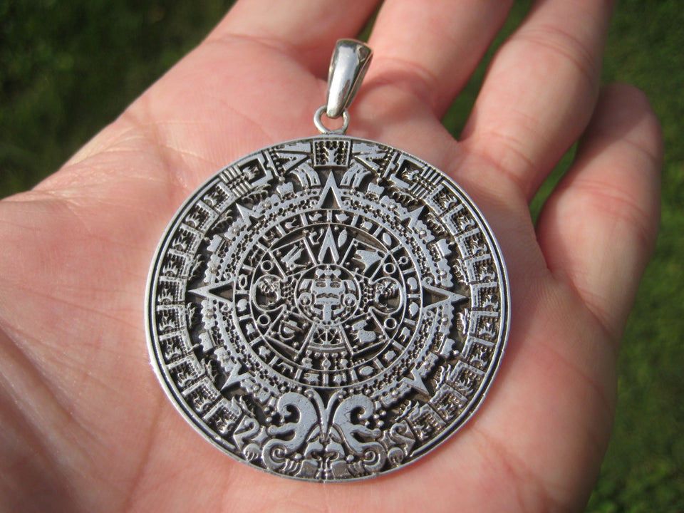 925 Sterling Silver Maya Mayan Calendar Mexico Pendant Necklace A40