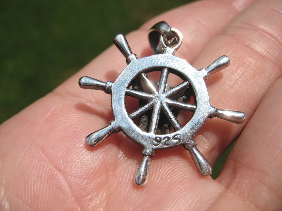 925 Silver Pirate Skull Boat Ship Captain's Wheel  A2733