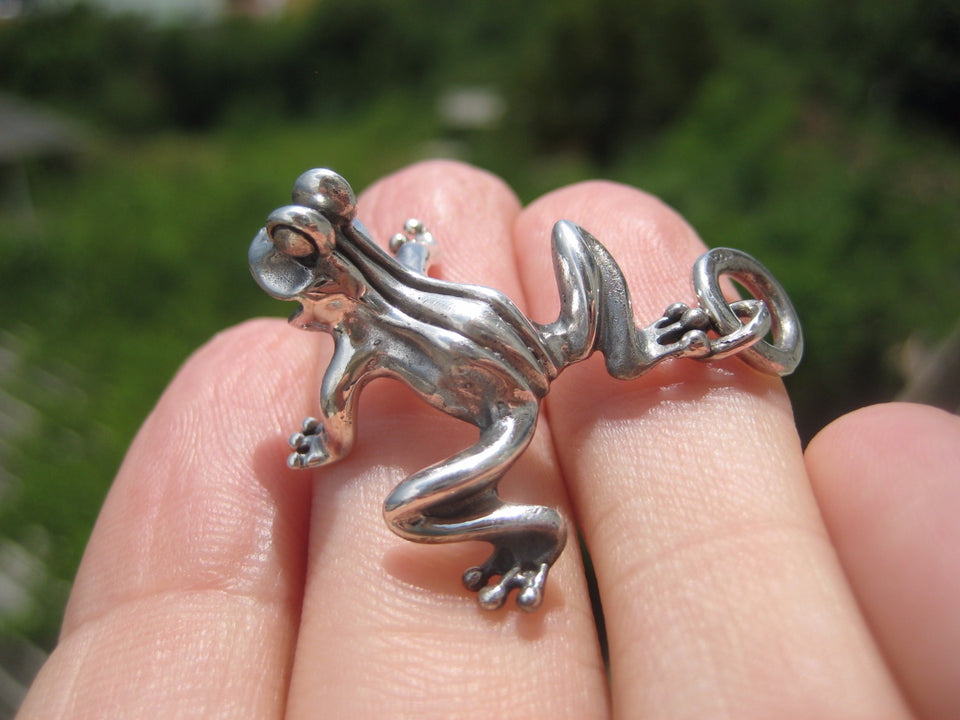 925 Silver Lucky Frog Pendant Necklace Jewelry Art Thailand A20