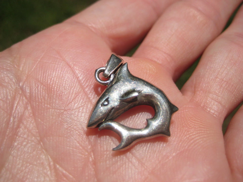 925 Silver Shark Pendant Necklace A23