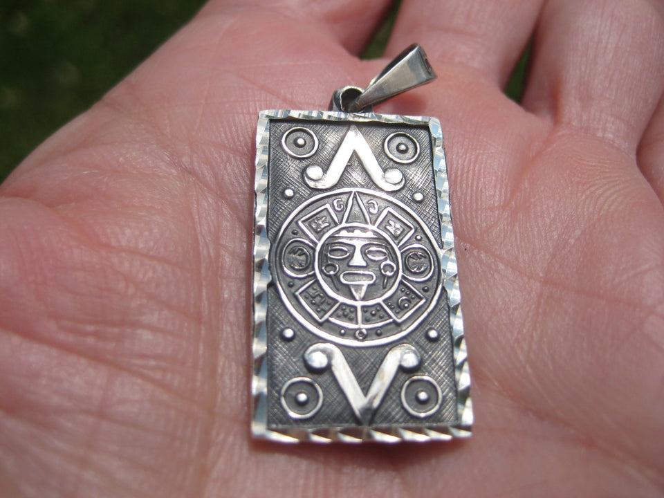 925 Silver Ah Balon Tzacab Mayan Calendar Pendant necklace A2744
