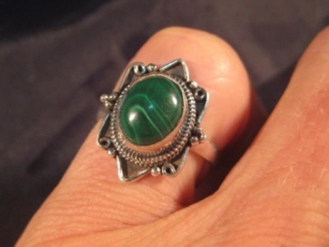925 Silver Malachite crystal stone Ring Nepal jewelry art Size 6  N3766