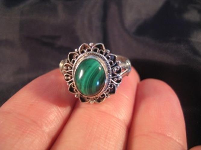 925 Silver Malachite crystal stone Ring Nepal jewelry art Size 7.5 US N3755