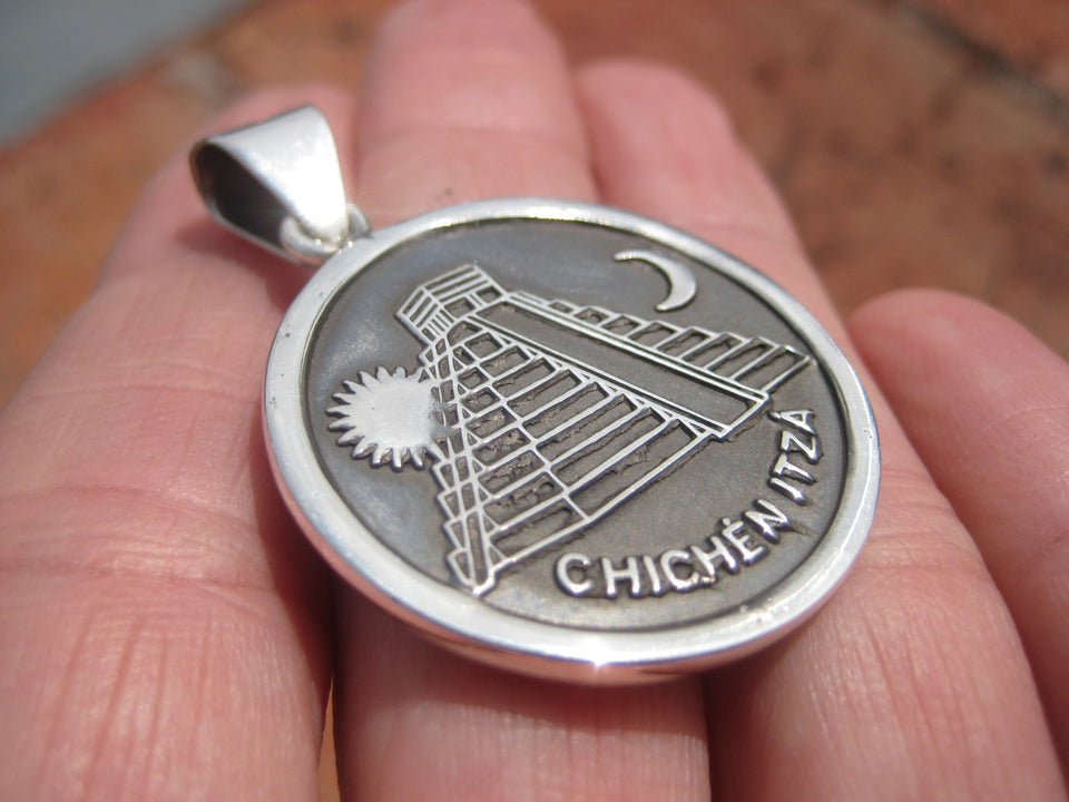 925 Silver Mayan Calendar Pyramid Sun Moon Pendant Taxco Mexico A2757