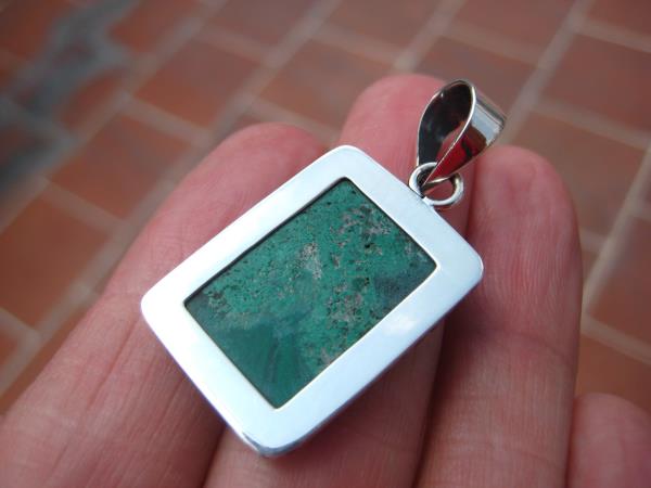 925 Silver Malachite Stone pendant Taxco Mexico A8654