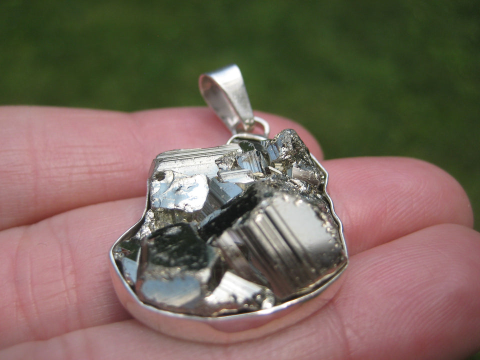 925 Silver Pyrite mineral Stone Pendant Taxco Mexico A27643