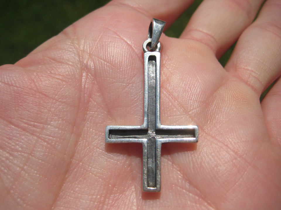 925 Silver Celtic inverted Petrine Cross Saint Peter or Satanic Pendant A3276