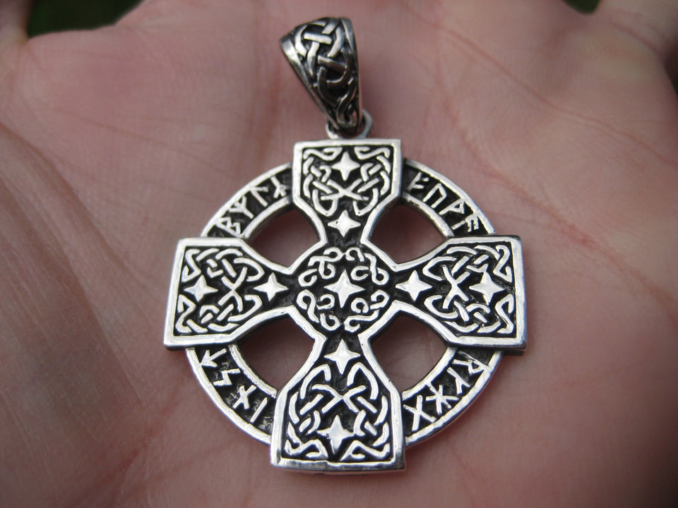 925 Silver Knights Templar Cross Celtic Cross Star Pendant Necklace A3844