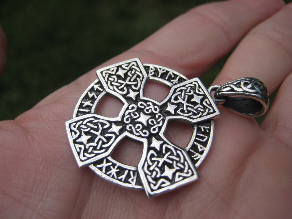 925 Silver Knights Templar Cross Celtic Cross Star Pendant Necklace A3844
