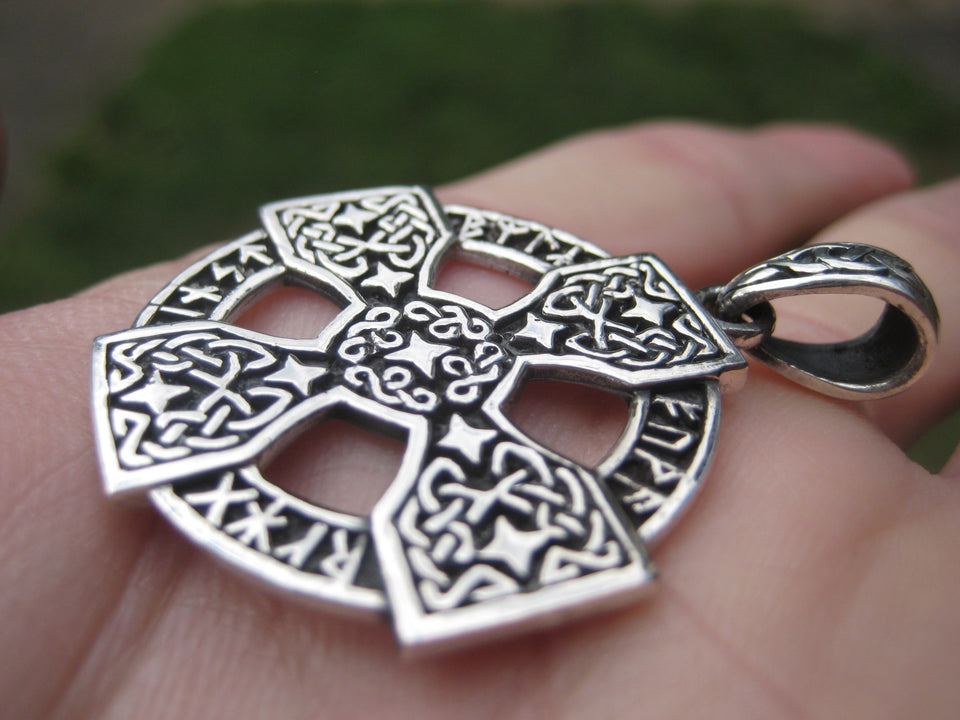 925 Silver Knights Templar Cross Celtic Cross Star Pendant Necklace A3844