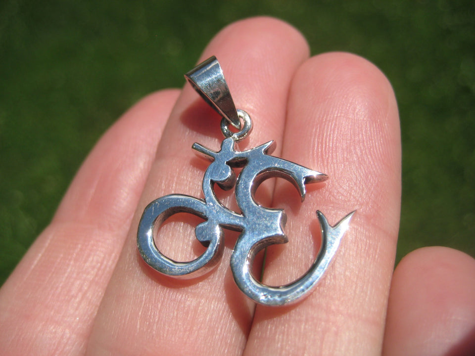925 Silver Ohm Spiritual Symbol Pendant