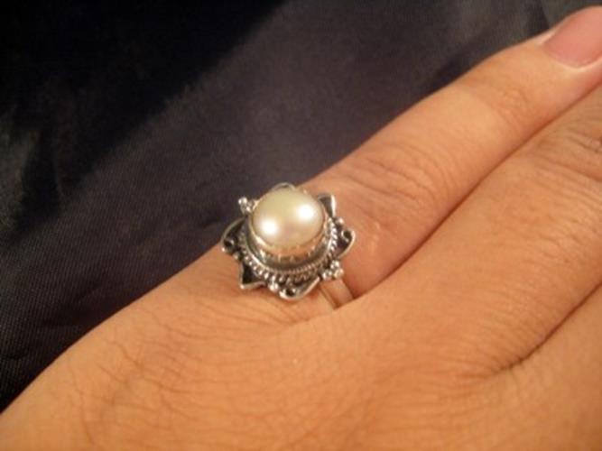 925 Silver Fresh Water Pearl Ring Nepal size 5.5 AN7255