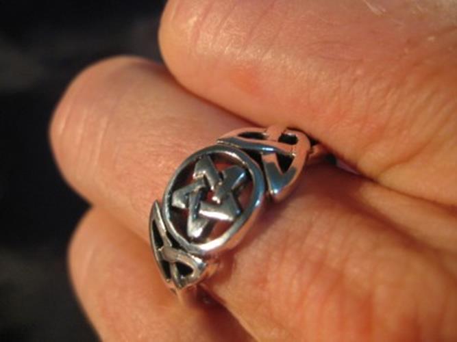 925 sterling silver pentagram wicca ring celtic style A37855