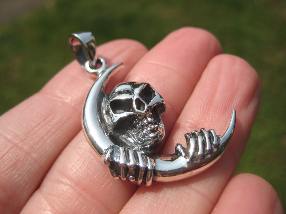 925 Silver Skull and Moon Pendant Necklace Thailand Jewelry Art A6377