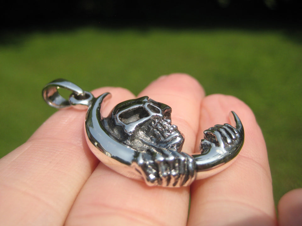 925 Silver Skull and Moon Pendant Necklace Thailand Jewelry Art A6377