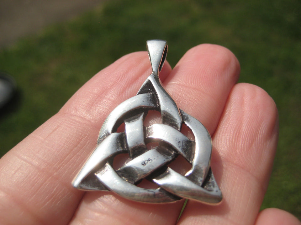925 Silver Viking Norse Valknut Triquetra  Pendant Necklace A13