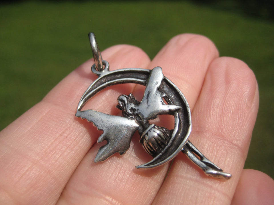 925 Silver Fairy On Moon Pendant Necklace Thailand Jewelry Art A432