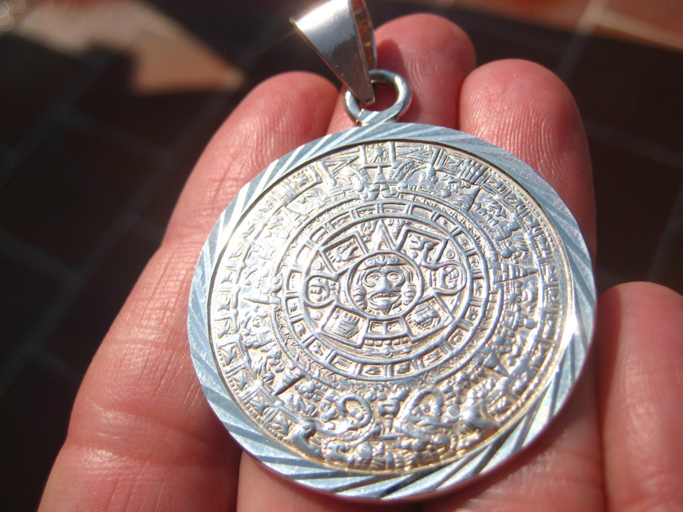Large 925 Silver Mayan Calendar Pendant Necklace Taxco Mexico A9368