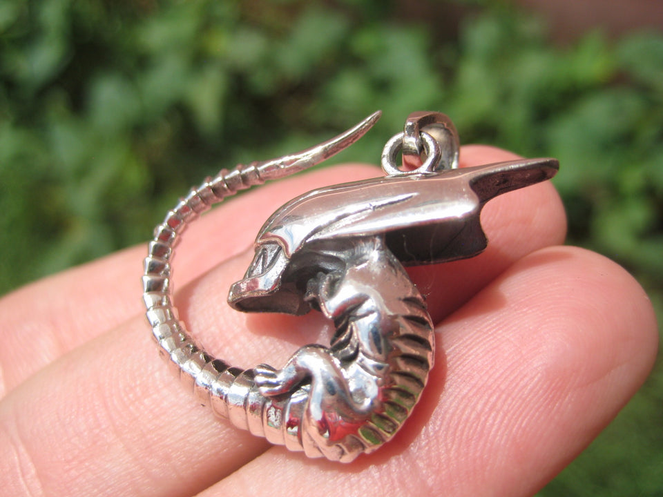 925 Silver Alien Extraterrestrial Necklace jewelry Art A7