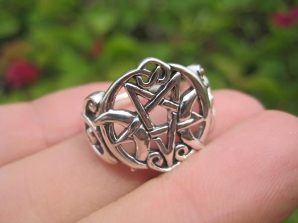 925 Sterling Silver star and moon Pentagram Ring Thailand Jewelry Art A12