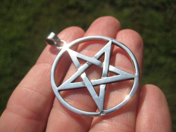 Extra Large 925 Sterling Silver Wiccan Pentagram Pendant A3