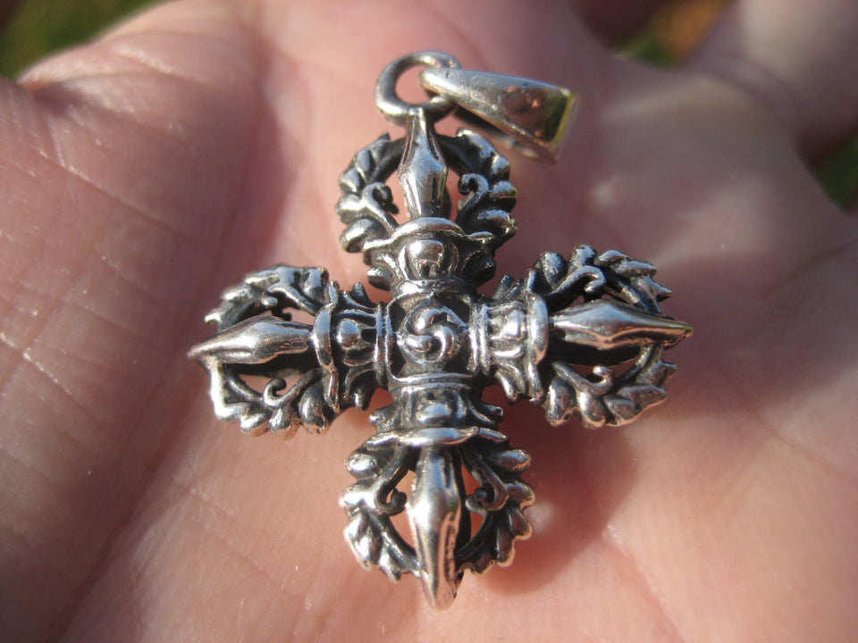 925 Silver Viswa Vajra Pendant Necklace A7633