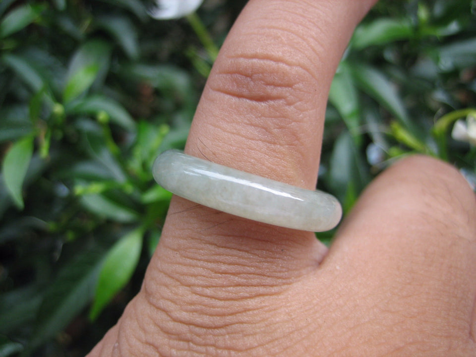 Natural Jadeite Jade ring Thailand jewelry stone mineral size  7 US  EB 020