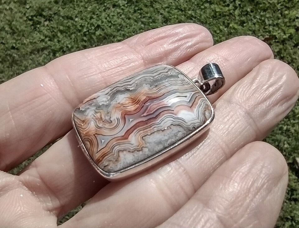 925 Sterling Silver Crazy Lace Agate Pendant Necklace CH7193