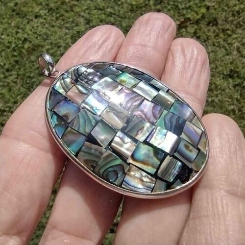 Mother Of Pearl Shell Pendant Necklace Thailand CH8432