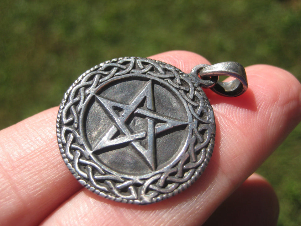 925 Silver Inverted Pentagram Pentacle Pendant  A2776