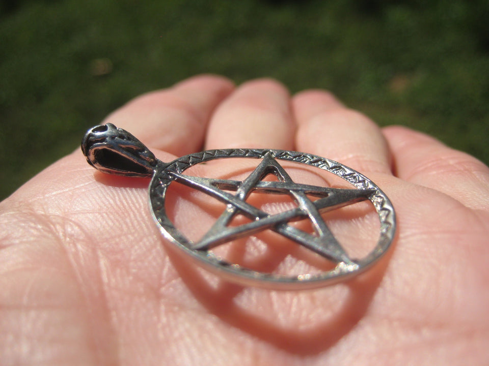 925 Silver Pentagram Pentacle Pendant  A2747