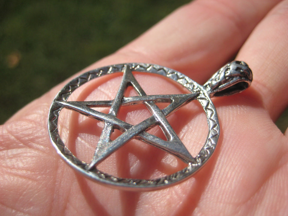 925 Silver Pentagram Pentacle Pendant  A2747