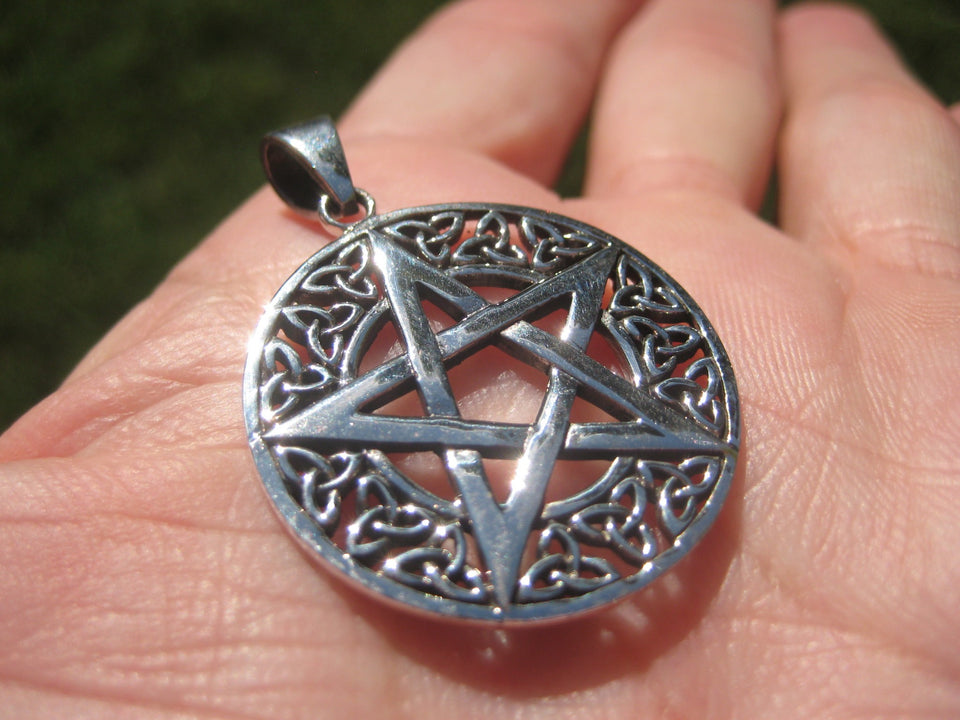 925 Silver Pentagram Pentacle Pendant  A2744